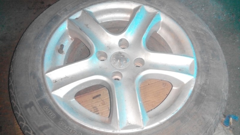 Легкосплавный диск Peugeot 207 хэтчбек 2008 г.  1.6 л бензин Симферополь