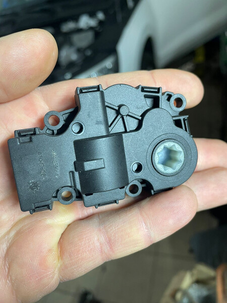 Моторчик печки Audi Q5 2018 г.  2.0 л бензин Сумы