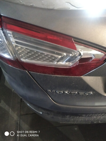 Задній внутрішній фонарь Ford Mondeo 4  2012 1.6 Бензин Ровно