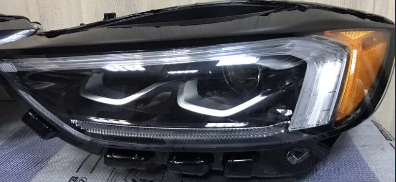 Фара передняя левая Ford Edge  2021 2.0 Бензин Киев