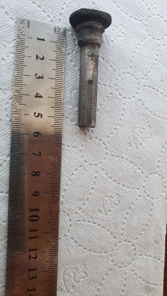 Направляющие суппорта Hyundai H1  2002 2.4 Бензин Киев