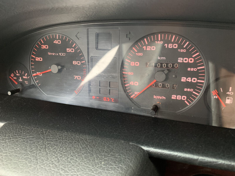 Щиток приборов Audi 100 C4 1993 г.  2.6 л бензин Ровно