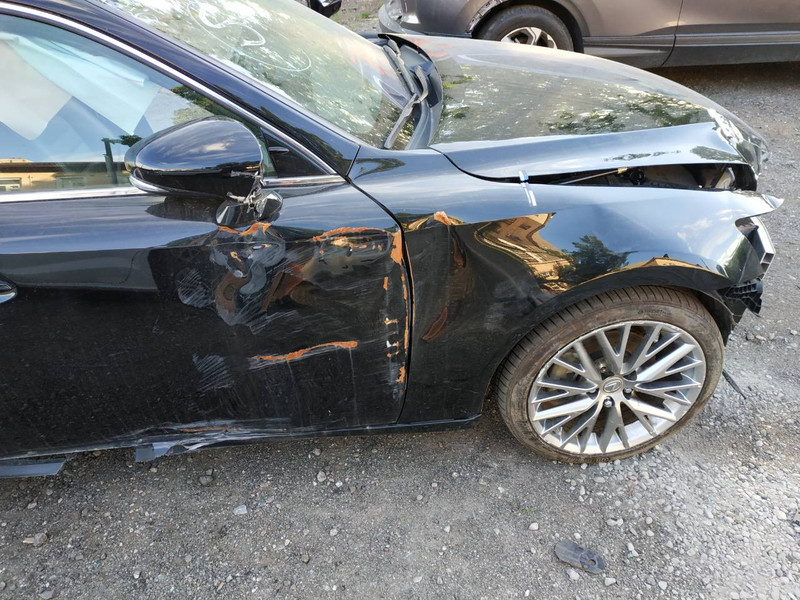 Капот Lexus IS 2015 г.  2.5 л бензин Киев