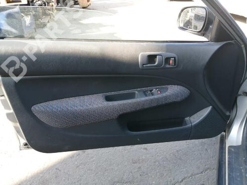 Дверная карта левая Honda Civic  1999 хэтчбек 1.4 Бензин Киев