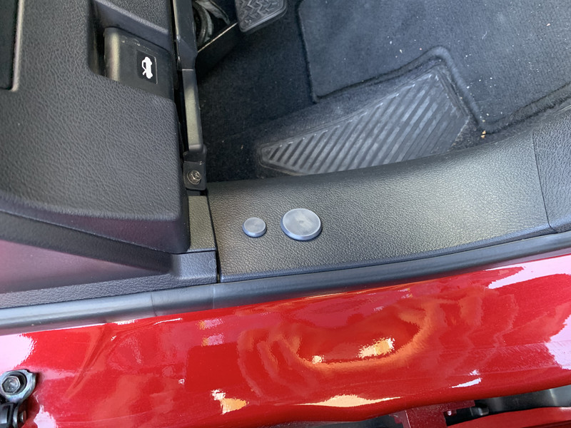 Пластик салона порог левый Lexus RX 2016 р.  2.0 л бензин Київ