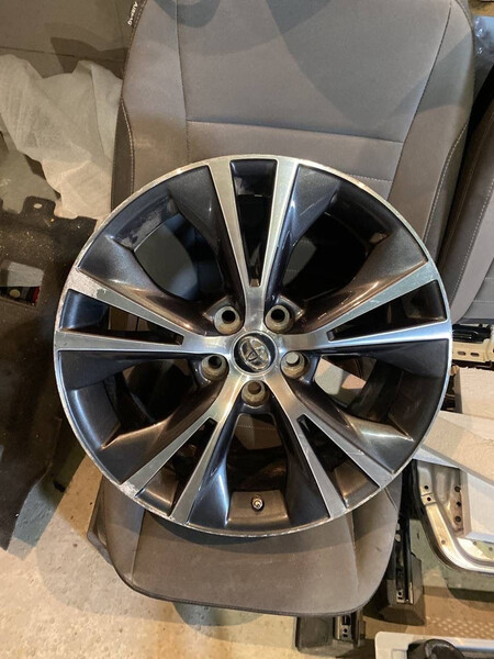 Диск литой r17 Toyota Highlander  2016 3.5 Бензин 