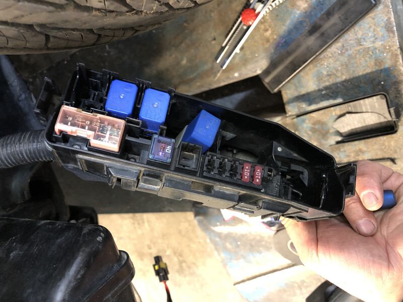 Блок запобіжників Nissan Rogue  2015 2.5 Бензин 