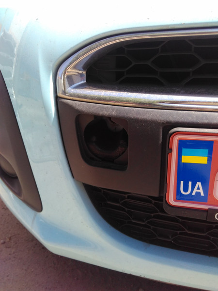 Заглушка буксировочного крюка Citroen C1  2013 хэтчбек 1.0 Бензин Запорожье