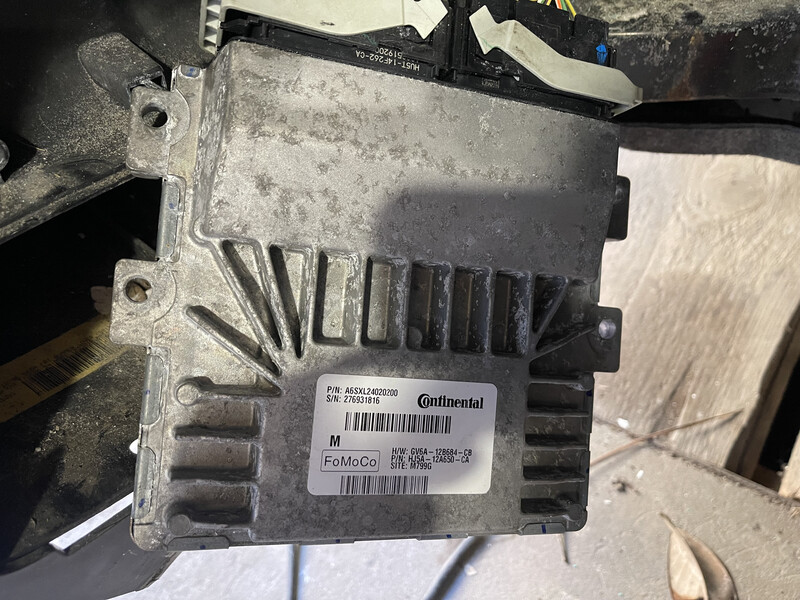 Блок управления двигателем Ford Escape 2017 г.  2.5 л бензин Ровно