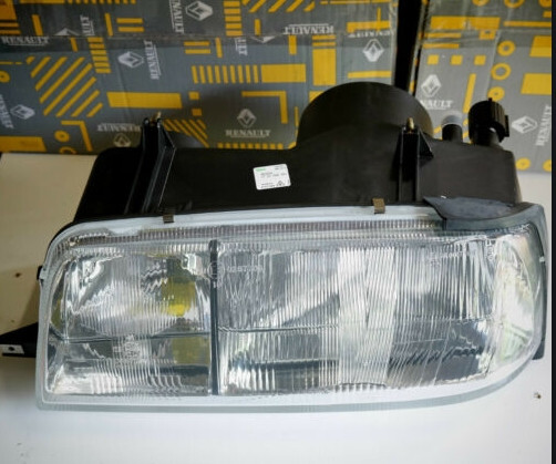 Передня фара Renault 19 BAccara універсал 1991 р.  1.6 л бензин Хмельницький