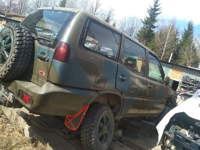 Стекло ляды Nissan Terrano II  1998 2.7 Дизель Хмельницкий