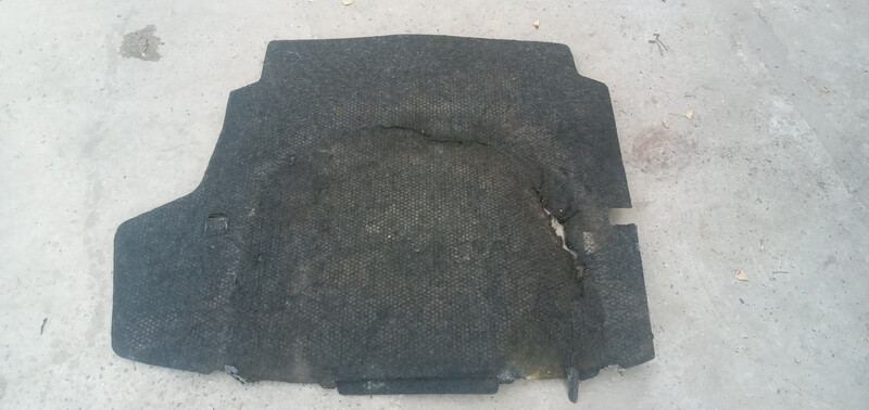 Пол багажника Toyota Corolla  2012 1.3 Бензин Желтые Воды