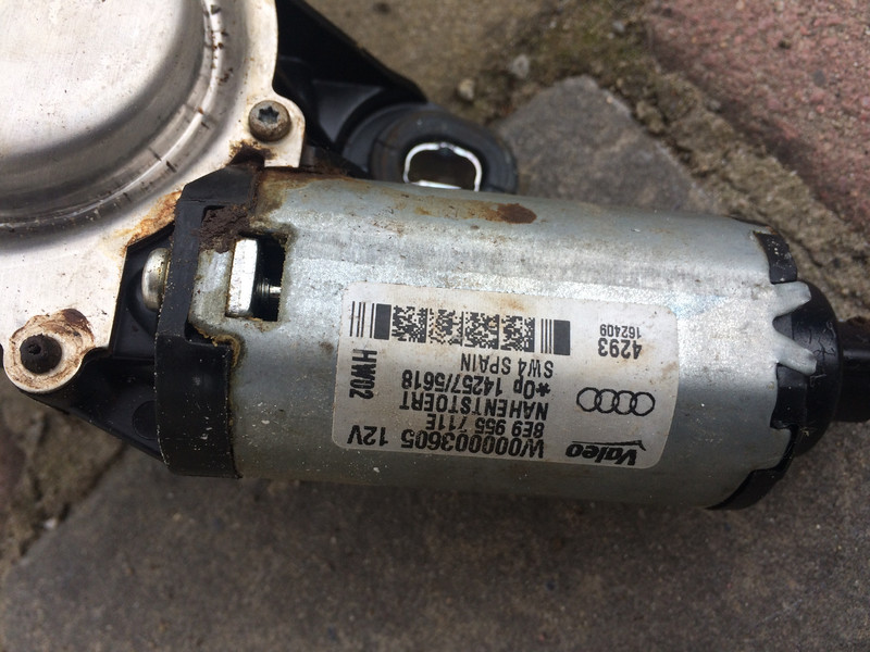 Моторчик заднего дворника Audi A3  2005 хэтчбек 1.6 Бензин Дрогобыч