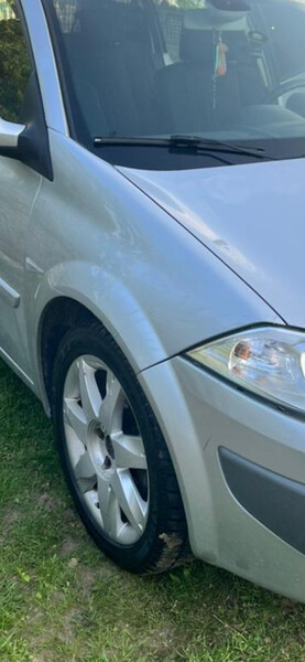 Крило переднє праве Renault Megane 2  2007 універсал 1.6 Бензин Харків