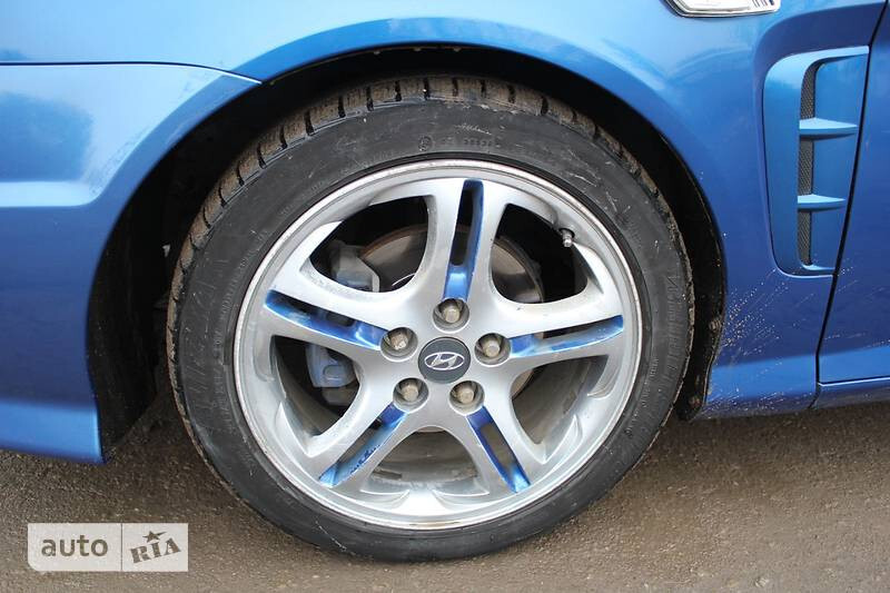 Литые диски Hyundai Tiburon  2005 купе 2.0 Бензин Измаил