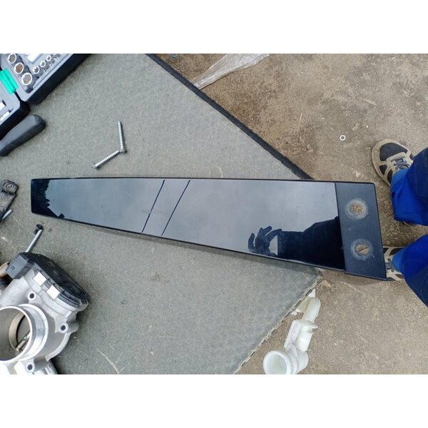 Накладка центральной стойки наружняя левая Volkswagen Jetta 6  2014 1.8 Бензин Фастов