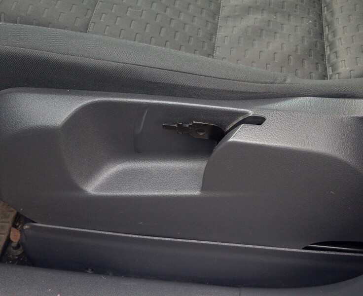 Ручка регулировки сиденья по высоте Volkswagen Touran  2008 универсал 1.9 Дизель Семеновка