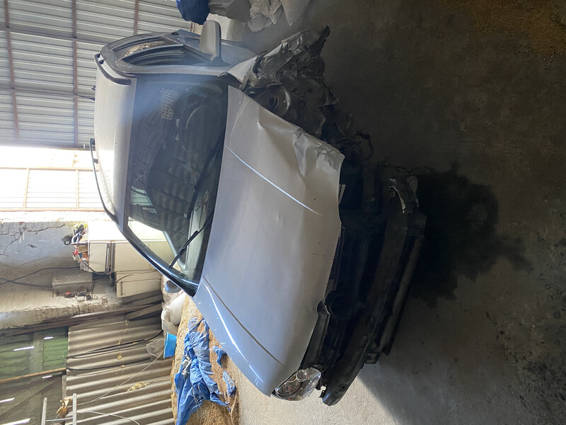 Четверть кузова передняя левая Volkswagen Golf 4  2000 универсал 1.9 Дизель Городенка