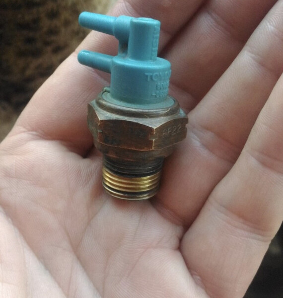 Абсорбер паров топлива Toyota Avensis  2000 1.8 Бензин Одесса