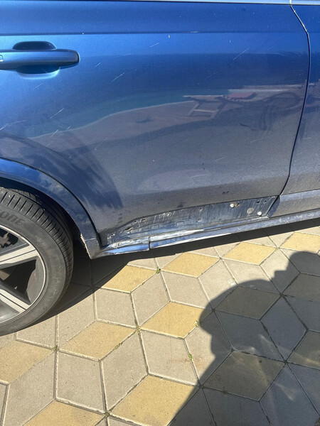 Накладка двери задней левой Volvo XC90 2019 г.  2.0 л дизель Кривой Рог