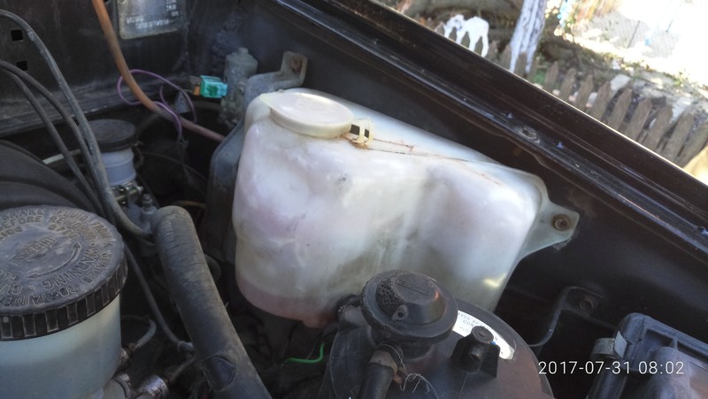 Бачок омывателя Nissan Terrano II  1994 2.4 Бензин Николаев