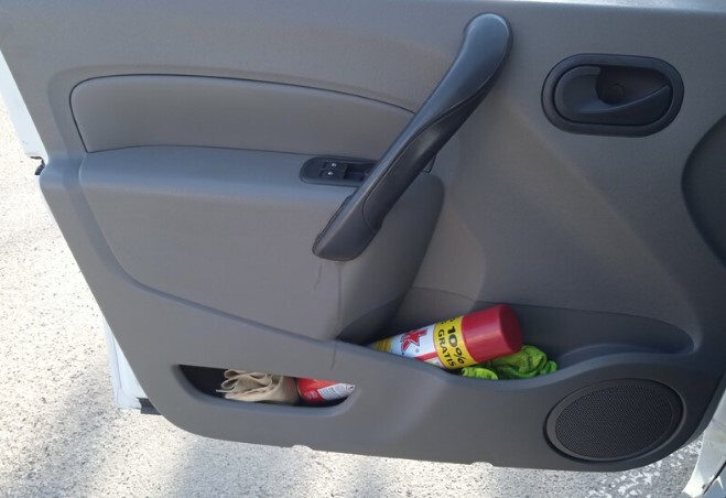 Карта дверей бажано без склопідіймача, колір карти світлосірий Renault Kangoo  2010 1.5 Дизель Сумы