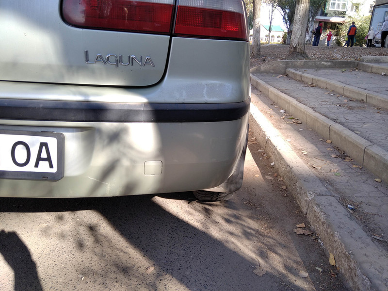 Бампер задний Renault Laguna 2 хэтчбек 2002 г.  2.0 л бензин Бахмут
