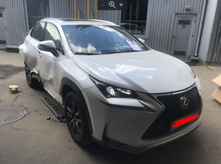 Битая правая сторона Lexus NX  2016 хэтчбек 2.0 Бензин Харьков