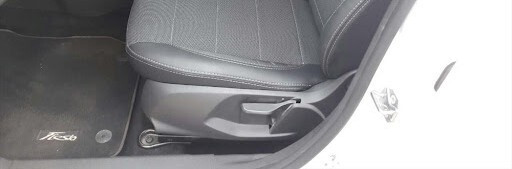 Накладка сиденья водителя Ford Fiesta MK8  2018 1.6 Бензин Лубны