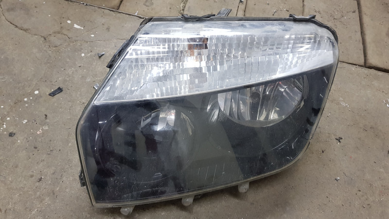 Фара передняя Renault Duster 4WD 2011 г.  1.6 л бензин Полтава