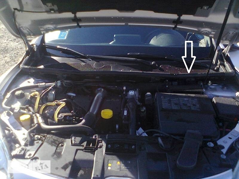 Резиновый уплотнитель Renault Megane 3 хэтчбек 2013 г.  1.5 л дизель Полтава
