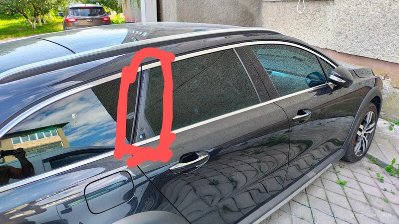 Накладка задніх правих дверей Peugeot 508  2012 універсал 1.6 Дизель Хмельницький