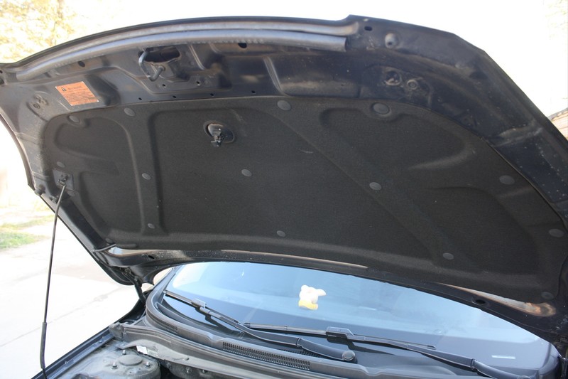 Утеплитель капота Kia Cee`d SW универсал 2008 г.  1.6 л бензин Чернигов