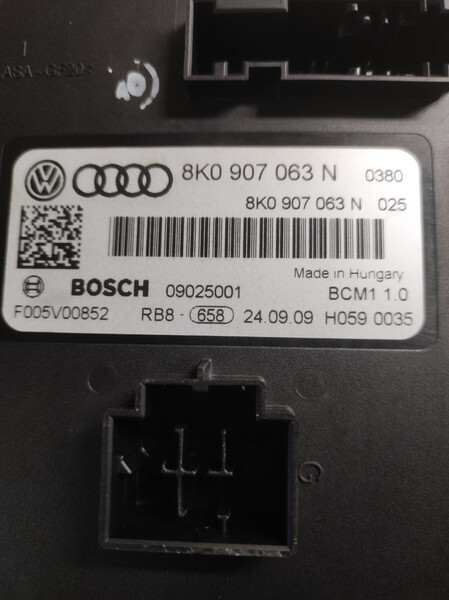 Блок комфорта Audi A4 B8 универсал 2009 г.  1.8 л бензин Рожище