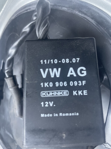 Реле топливного насоса Skoda Octavia A5  2011 универсал 1.8 Бензин Киев