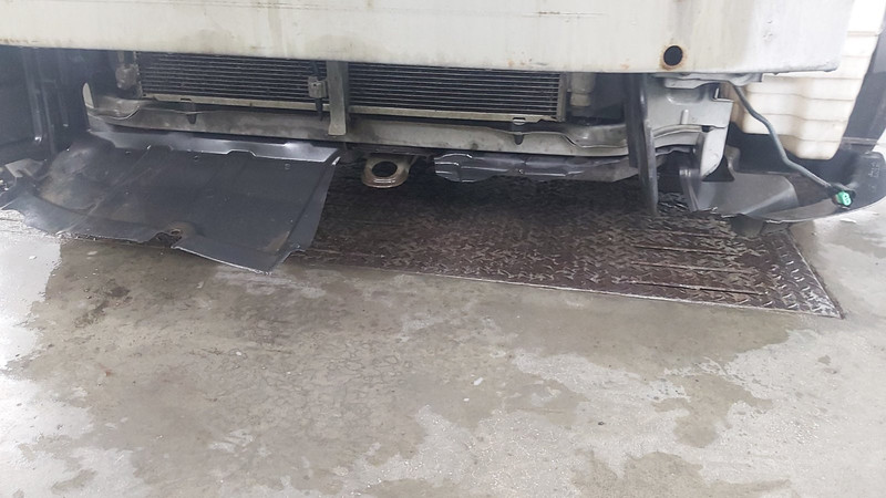 Защита двигателя пластиковая Toyota Avensis  2007 1.8 Бензин Киев