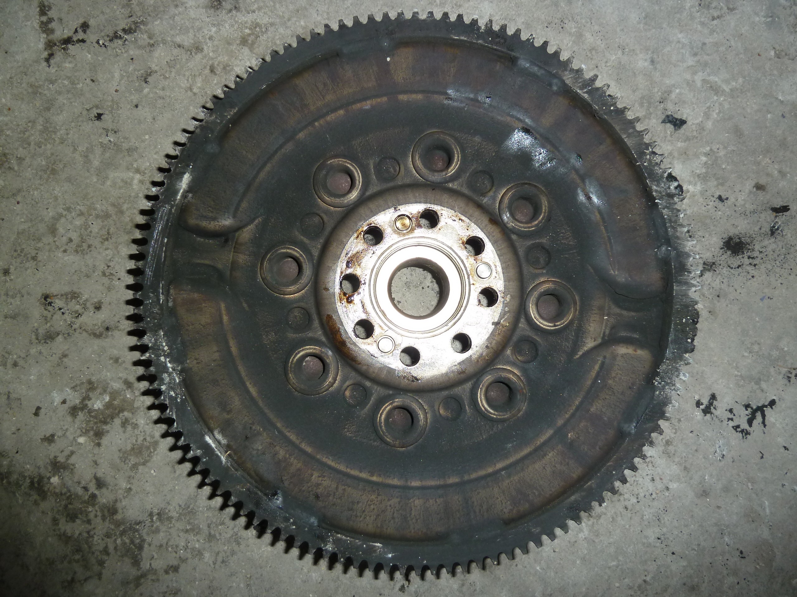 Маховик зчеплення Jeep Cherokee KJ  2002 2.4 Бензин 