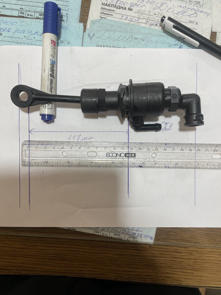 Головний циліндр зчеплення Kia Carens 3  2011 універсал 1.6 Дизель 