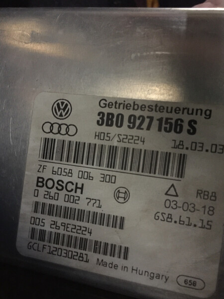 Электронный блок управления АКПП 0 260 002 771   Volkswagen Passat