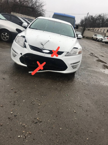 Бампер передний Ford Mondeo 4  2008 2.0 Бензин Днепр