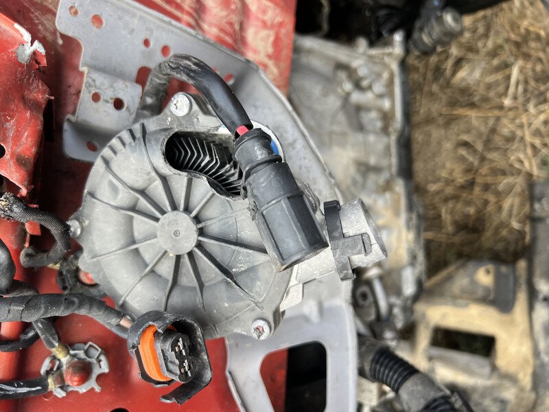 Насос продувки катализатора Volkswagen Tiguan  2019 купе 2.0 Бензин 