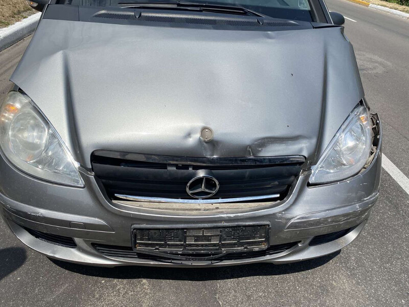 Капот Mercedes-Benz A-Class W169  2007 хэтчбек 1.7 Бензин Васильков