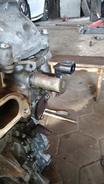 Датчик ваноса впускного Toyota RAV4  2002 2.0 Бензин 