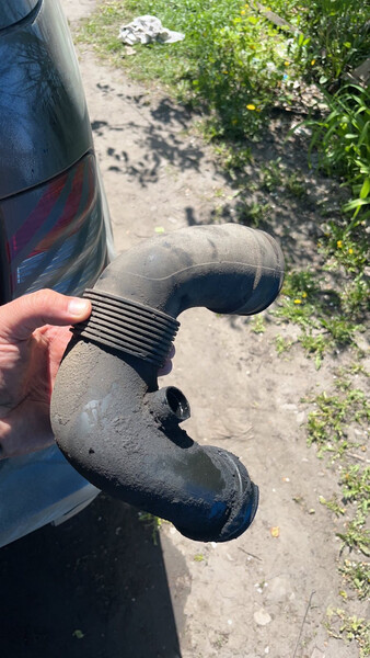 Патрубок турбіни Mercedes M-Class W163 2002 р.  2.7 л дизель