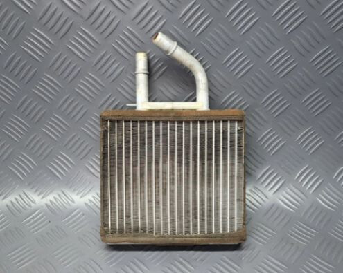 Радиатор печки B01A-61-A10   Mazda 323