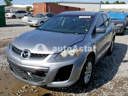 Заглушка бампера Mazda CX-7  2011 2.5 Бензин Киев