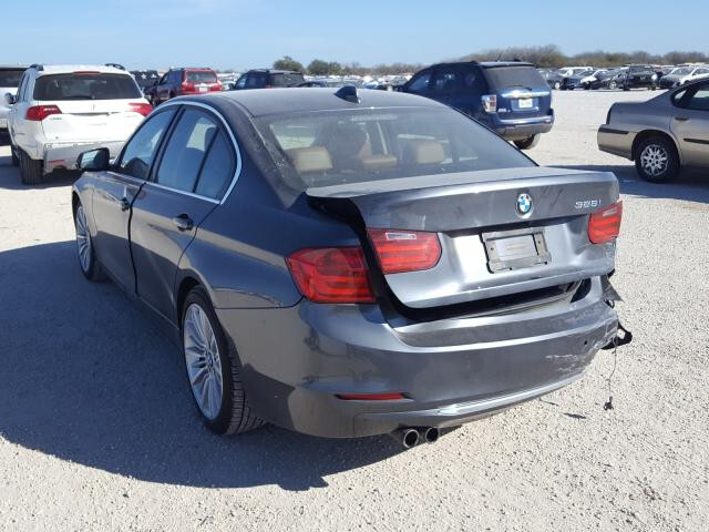 Бампер задний в сборе BMW 3 Series F30 2014 г.  2.0 л бензин Киев