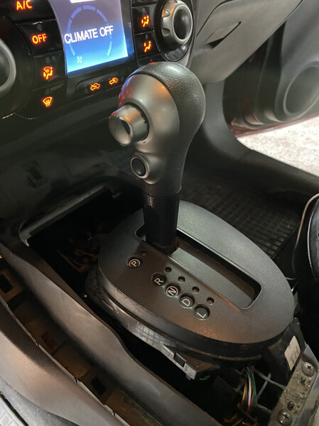 Кулиса Nissan Juke 2012 г.  1.6 л бензин