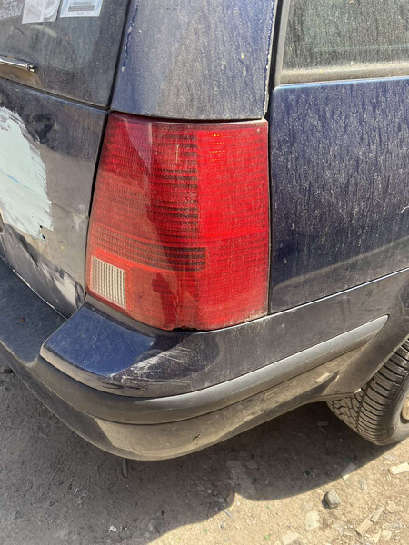 Стоп задний правый Volkswagen Golf 5  2005 универсал 1.6 Бензин Винница