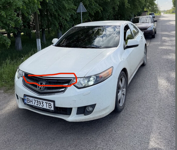 Хром решетки Honda Accord  2008 2.0 Бензин Черкаси